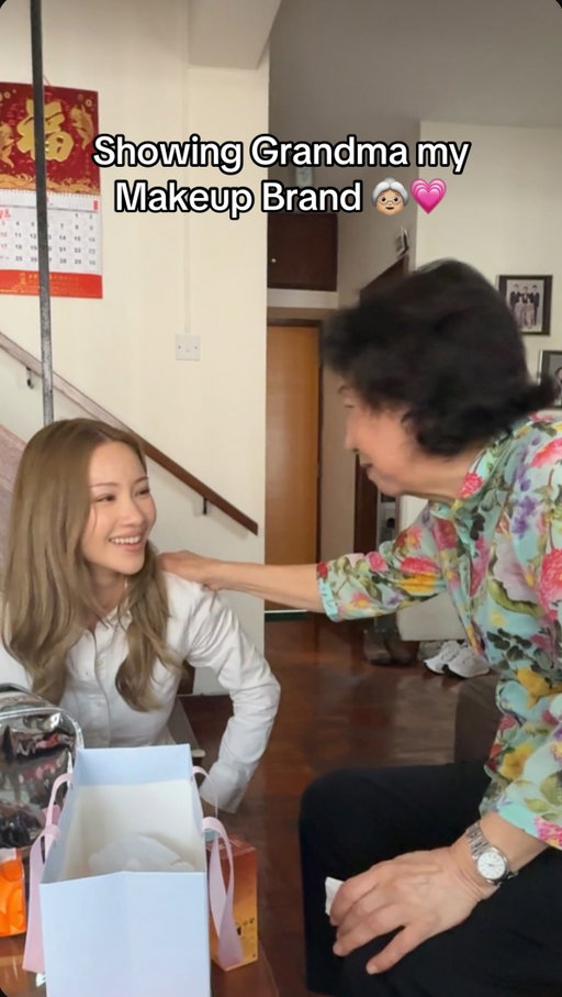 Nothing like getting a 叻女 from grandma 👵🏼💗🫶🏼