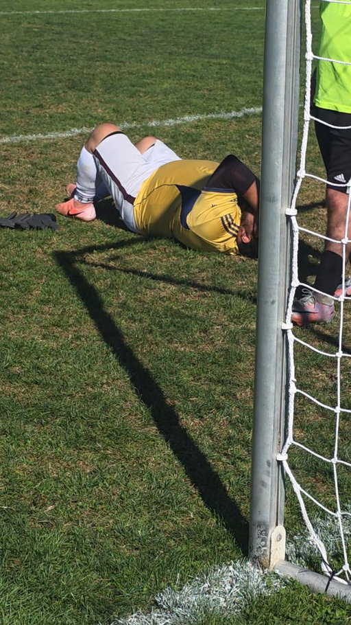 Memo Horchata🇲🇽 got tired of carrying last place team and faked an injury😭 jk but idk how he got hurt tho 🤕 he was doing good till the last 5 minutes 😭  #instagram #instalike #instareels #reels #reelsinstagram #for #you #foryou #foryourpage❤️ #foryourpage #foru #parati #paratí #paratudo #paratipage #paratipageforyou❤️ #lol #soccer #soccergame #soccerplayer #fut #futbol #futboleros #futbolista #viral #josetorres #messi #ronaldo #ishowspeedmemes #explore