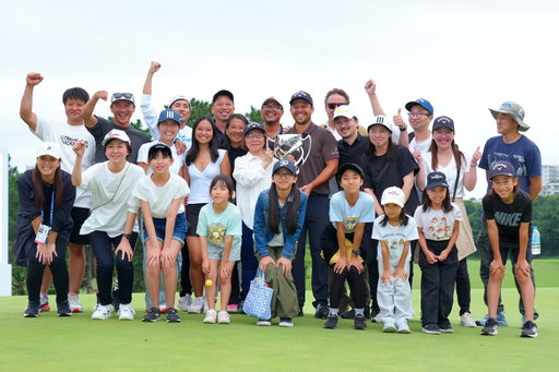 A truly special win over in Japan with all my extended family, and as a new dad. Returning to the winners’ circle feels good, and I can’t wait to continue competing. Thank you, @baycurrentclassic for hosting a world-class event, and to all the fans in Japan, thank you for your continued support 👊🏽
