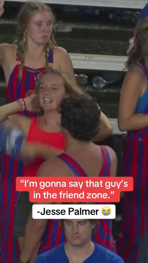 Jesse Palmer went straight savage mode on this poor Florida fan

Does anyone know the real story of what actually happened with this guy? 

Did he actually get friends zoned!