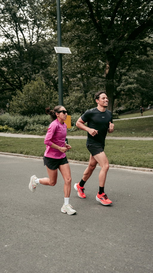 Most people DO NOT wake up and say, ‘I’m going to run 26.2 miles.’ But I did. Legendary champion Des Linden and @brooksrunning have me ready for the TCS New York City Marathon. #LetsRunThere #BrooksPartner