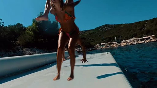 Tell me what I missed while I was busy living my Mamma Mia summer in Croatia, Greece, and a little detour to Bosnia & Herzegovina 💃☀️