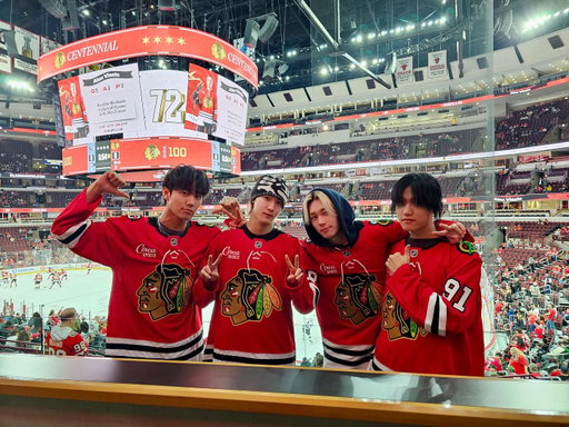 shoutout to @p1h_official for showing support at the @unitedcenter last night for a blackhawks win😎 #p1harmony