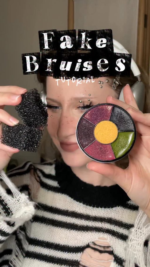 ⟢ fake bruises tutorial 

honestly any color wheel will do, mine was literally £5 - unless you’re professional sfx artist, it’ll do just fine for Halloween 

⟢ they are great for zombie makeup!

#fakebruises #sfxbruise #sfxmakeup #funmakeup #halloween