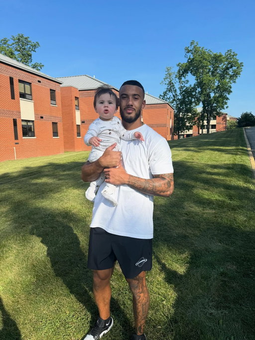 Happy 1st birthday Zaylen! I absolutely love being your dad! You are such a blessing to this family and I love watching you grow up 💙💙