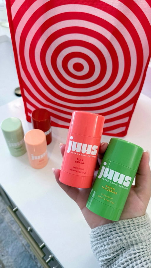juus is new and only available on Target.com ✨ Think: fruity-fresh scents, a serum-like glide, and clean ingredients — aluminum-free, baking soda-free, and paraben-free — that keep you smelling good all day 😍 You’re going to have to let me know which scent you’re grabbing! 🍅🍈🍑🍊 @juusbeauty 

Comment JUUS and I will send you a link or head to target.com! 🛒🎯 

#target #targetstyle #targetbeauty #targetfinds #deodorant #targethaul #targettherapy #targetdeals #targetmom