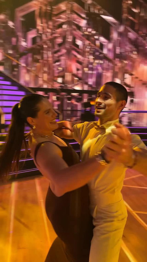 Got nervous they’d make me start dancing if I came back @dancingwiththestars