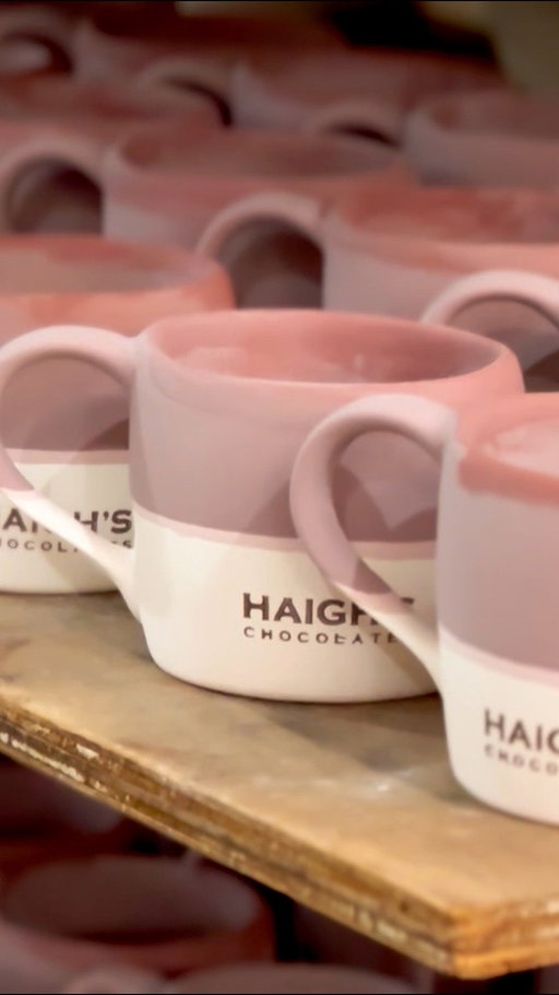 Handcrafted in Melbourne by renowned Australian pottery maker Robert Gordon, the Best of Australia mug features a unique ochre glaze and filled with our popular South Australian Milk Scorched Almonds. A beautiful and unique gift that celebrates the colours and flavours of Australia.