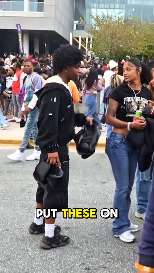 She definitely have some brothers🤣
(Full Video Link In Bio) 
•
•
Number Or Get Knocked Out Part 3 🤣🥊
Follow @charvooo for more 
Extra content @charvoclipd 

#reel #explore #trending #prank #charvo 
#viralvideos