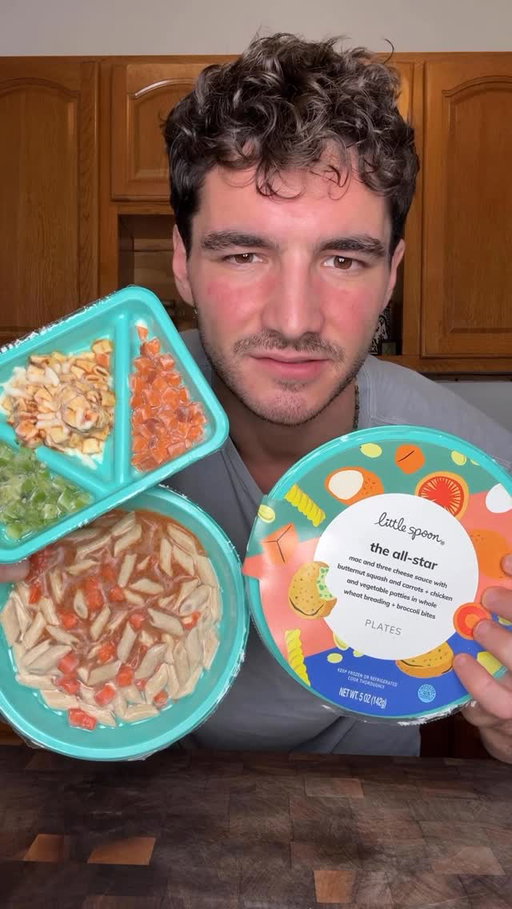 Yes, @littlespoon sent me these kids’ meals and I’ve been eating them when I don’t want to cook. I’m not ashamed.

As a cooking content creator, I can tell you — chopping, prepping, and sourcing quality ingredients takes time. These meals are made with fresh, premium ingredients, which makes them easy to throw into whatever I’m making (or just eat straight up).

I’ll give myself a point for creativity, but honestly? If it ain’t broke, don’t fix it. Little Spoon meals are balanced, nutritious, and fresh - sometimes simple is best.

#littlespoon #babyfood #bigkid #michelinmeal #itried #sillyjake #verywellbalanced #love