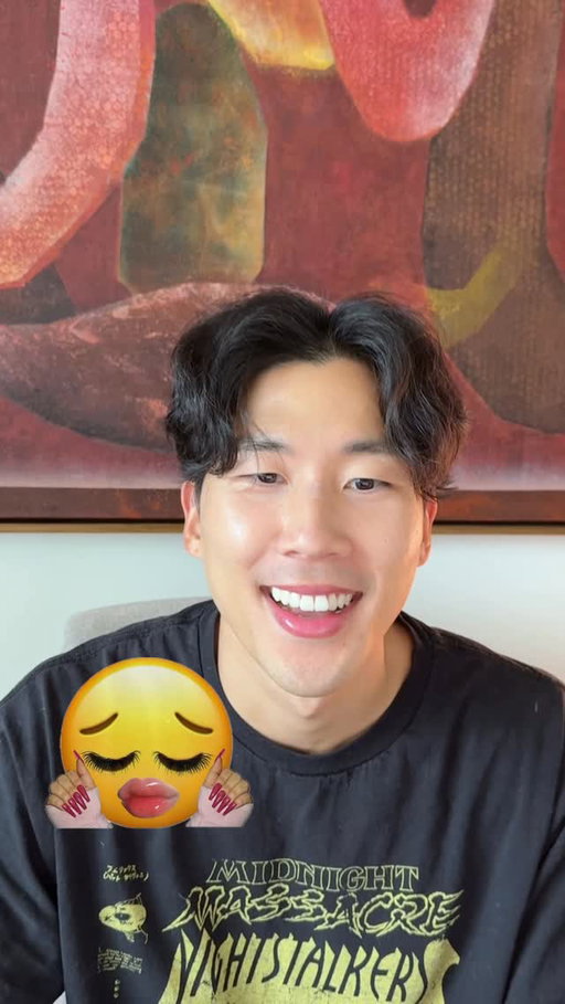 his face at the end 😦