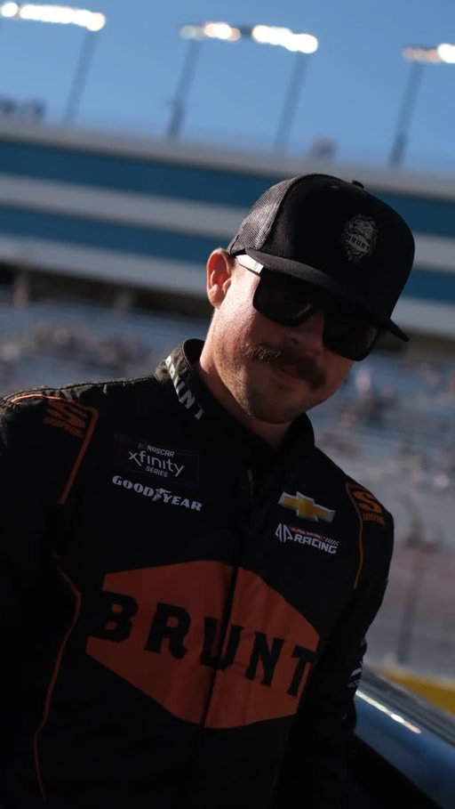 Las Vegas 🔥🎰🟠⚫️

#hammerdown #nascar