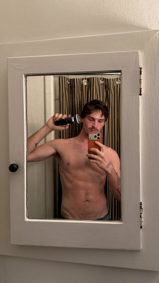 #ad #BraunPartner You asked, so here it is. My grooming routine with the help of my @braun_us Series 7 Shaver. Grab your own at the link in my bio. #Braun