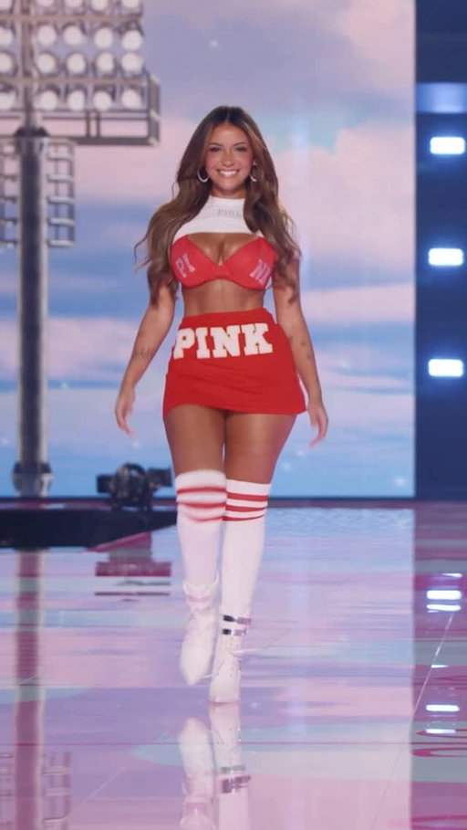 The hair. The look. The walk. We’re living for @gabimfmoura at the PINK Halftime Show. ❤️‍🔥