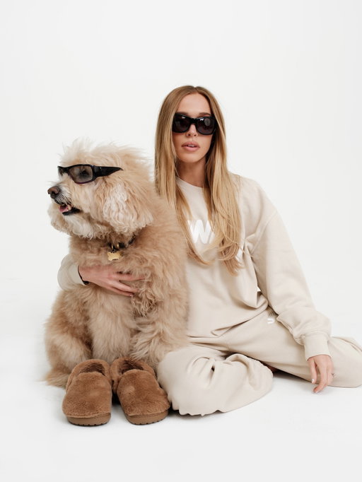 SECRETS OUT. Introducing…The Henry Clog!!!! The floofiest most cozy footwear. Henry and I love them.. and so will you. Shop for yours now, they’re unfurgettable🥰