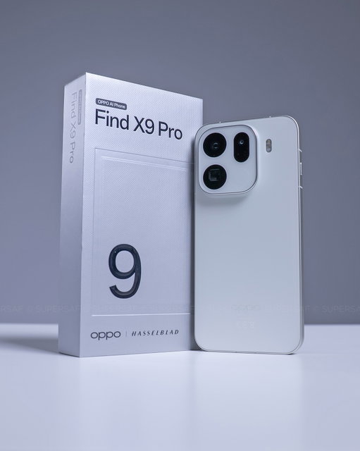 OPPO Find X9 Pro

6.78-inch Display
1.15mm symmetrical bezels
MediaTek Dimensity 9500 
ColorOS 16
200MP Hasselblad Telephoto
7500mAh Battery

Global Launch October 28 2025

Images/Videos Copyright © 2025 SuperSaf. Please DO NOT reupload
#oppofindx9pro #oppofindx9 #OPPOFindX9Series #supersaf #fyp