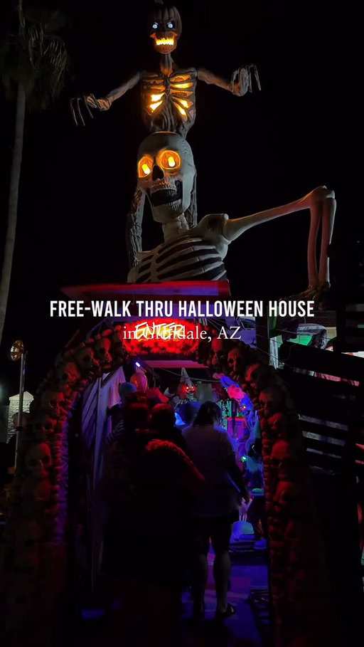 Free Haunted House in Glendale. If you aren’t into jump scare and prefer more of a “view only neighborhood Halloween display” vibe, this is for you. It’s completely free to walk through. 
📍The address is 5902 W Michelle Dr, Glendale, AZ