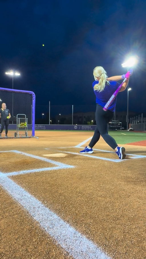 You think it’s time we drop this?👀 

#asura #softball #homerun