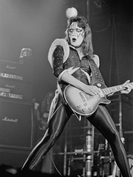 We are deeply saddened to hear of the passing of the iconic Ace Frehley. Thank you for everything and always keeping it loud. RIP Spaceman. 🚀🖤