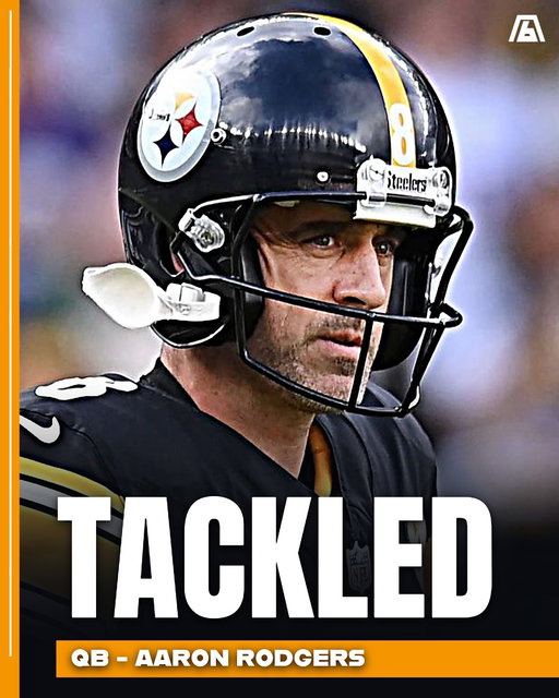 #Steelers 41 year old QB Aaron Rodgers went OFF on 300-pound OL Broderick Jones for accidentally tackling him while celebrating a touchdown.

Luckily Rodgers avoided injury, but this could’ve went really bad.