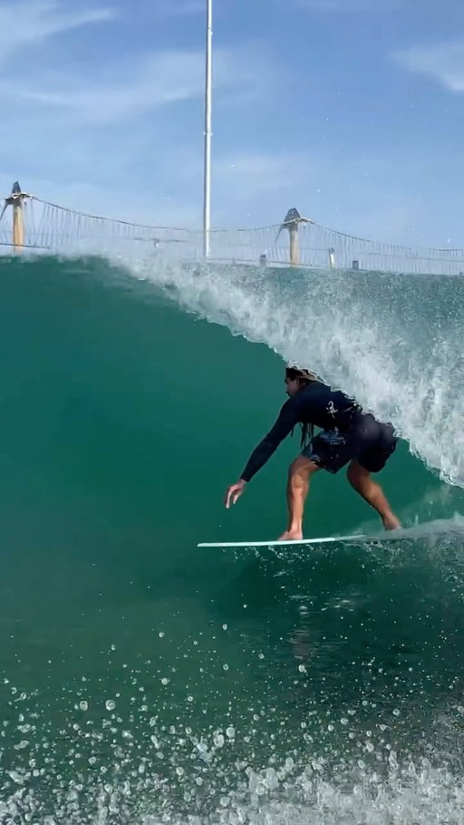The moment I knew for sure the Kelly Slater wave pool was the perfect wave for skimboarding . #wavepool #wavepools #surfpark