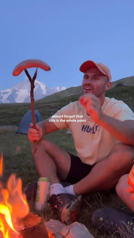 @psalm1.0 just redefined peace and quiet — mountain edition! ⛺️🏔Tag someone you’d share a Swiss sunrise coffee with! ☕️🌄

💡 Fun Fact: Switzerland has over 500 official camping sites — and many let you wake up surrounded by cows wearing bells, not alarms!

💡 Interessante Tatsache: In der Schweiz gibt es über 500 Campingplätze – und viele davon wecken dich mit Kuhglocken statt Weckern!

📍Switzerland