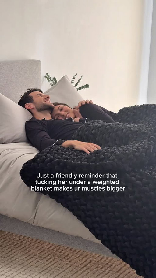 She gets a good sleep, you get biceps… everybody wins 😉💪💤

#explorepage #comedy #funny #hush #sleep #relatable #meme #sleepmeme #lockedin #trendingcomedy #viralreels #couplesgoals #coupleshumor #couplehumor