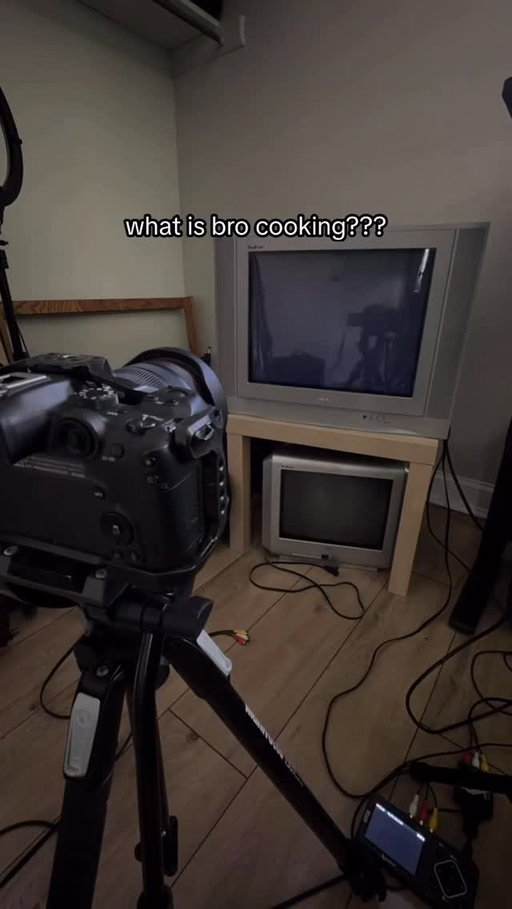 now THIS is some CRT work👏 @kylepatton.png cooked up a sick lyric video for @athousandhorses , love how it turned out!🤘#newrock #rockmusic #crt #videoediting #musicmarketing