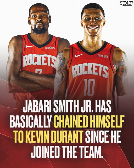 It's a once in a lifetime opportunity to be teammates with Kevin Durant, Jabari Smith Jr. is not taking it for granted 👏