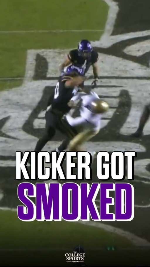 East Carolina with an absolutely BRUTAL hit-stick on Tulsa’s kicker 🫣

#eastcarolina #tulsa #collegefootball #biggesthits #cfb