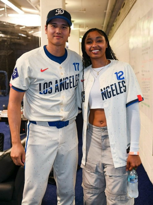 LET’S GO @DODGERS ✌️