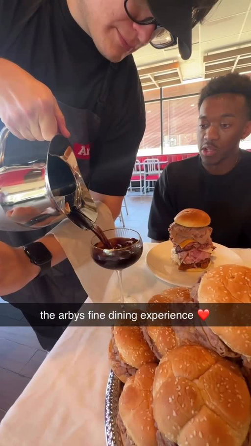 A beautiful dining experience ❤️

#fastfood #fanpage #arbys #arbyspartner #arbysfan #arbysboys