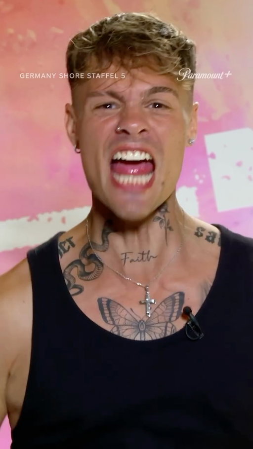 Diese Staffel wird eskaliert!!! 🤪💥🔥 Markiert euch den Dienstag, 28. Oktober fett im Kalender ❌ dann startet die fünfte Staffel „GERMANY SHORE“ exklusiv bei Paramount+ 💙