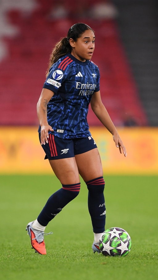 Bringing the threat.

Some Olivia Smith Benfica brilliance 🪄