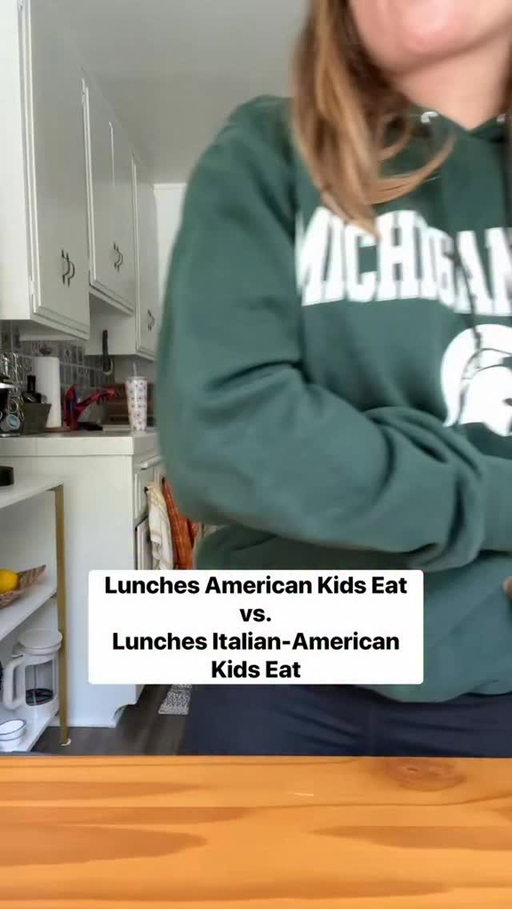 Which lunch are you having? 

#italian #american #lunch #italiancomedy