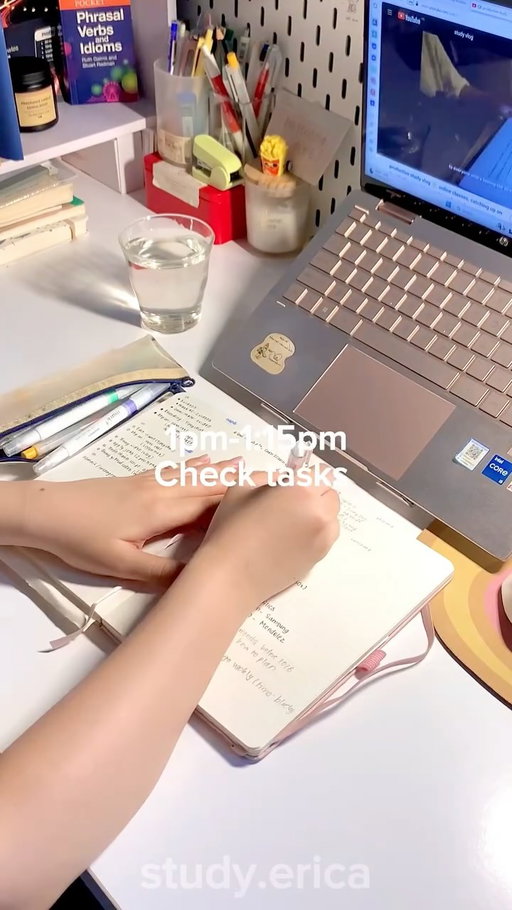 normal day of uni student waiting for graduation day ☺️

Also excited to try new foldable mouse @my_air0 . This is definitely the 1st time I’ve seen the mouse like it. Very convenient to bring and use everywhere ✅

The link on my BIO 😍.

#techtools #laptopmouse #dailyvlogs #studygramcommunity #studygramuk #unistudent #studyinspo #studyvlog #studyblr #studyharder #studymotivation #studentlife #unboxingreels