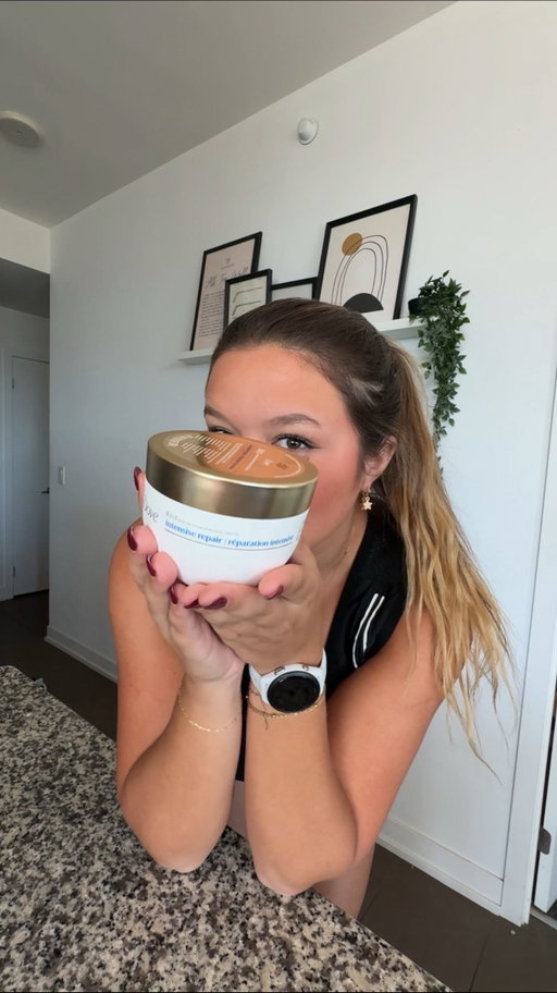 Getting Marathon ready, even my hair, with the @dove Intensive Repair 10-In-1 Serum Mask  #DovePartner #DoveIntensiveRepair #TOwaterfront42K #TorontoMarathon