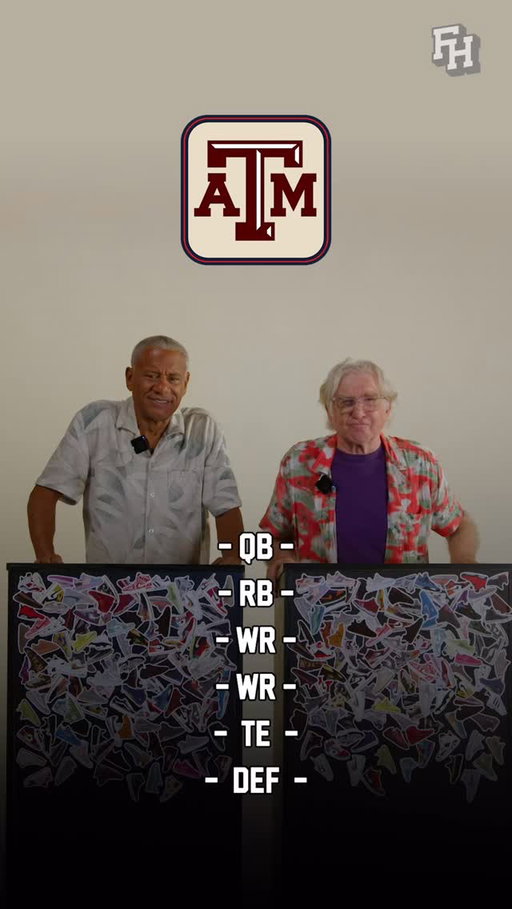 Which #ncaa team would win?

.
#football #sports #college #university