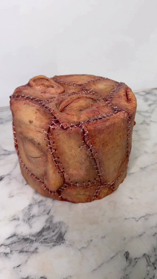 One of the most disturbing cakes I’ve ever made 😅🍰
.
.
.
#halloween #horror #cake #cakes #cakedecorating #gore #art #cakeart