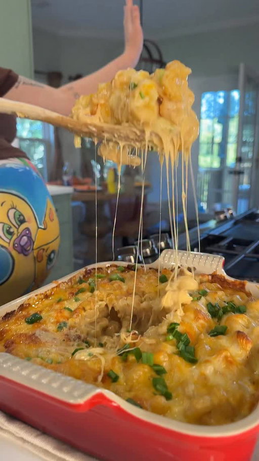 Baking Mac n cheese twice this year 🧀