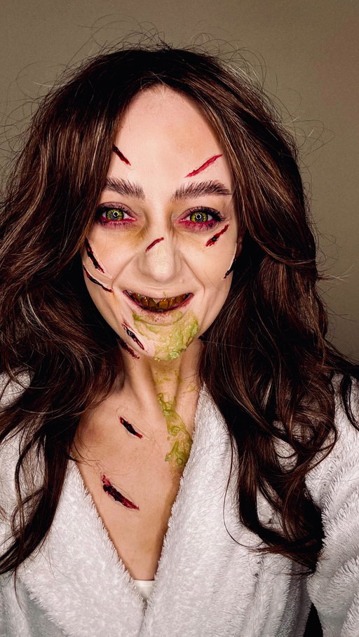 “God never talks. But the Devil keeps advertising, Father.” 

⚠️ TW: Mushy peas. 🙃 

#halloween #halloween2025 #halloweenmakeup #halloweentransition #makeuptransition #exorcist #theexorcist #exorcism  #sundayfunday #instagood #badvibe