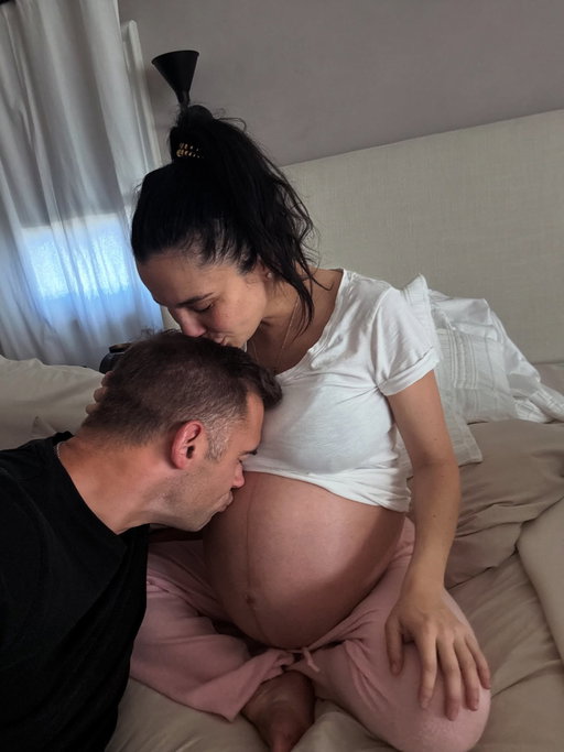 We are excited to meet our twin girls very soon!  This last week @marthahigareda has been doing AMAZING! 

She’s so tiny and with two babies inside (with the genes of a gringo giant 😎) she’s been handling it all with grace and joy. 

Our girls are lucky to have her as their mom. She has a beautiful heart, strong values, and is all about adventure and PLAY! 

We appreciate all the support and love from you on on this exciting journey and are so grateful to God for the blessing and healthy journey ❤️. Gracias a Dios