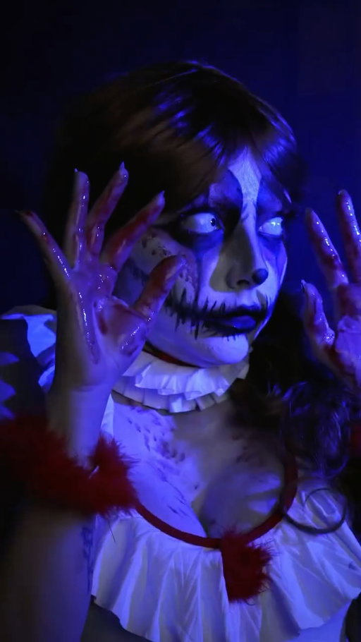 Buenas noches, que sueñen conmigo #CandeWeen 🤡 ib @santosrafaelblog 😵