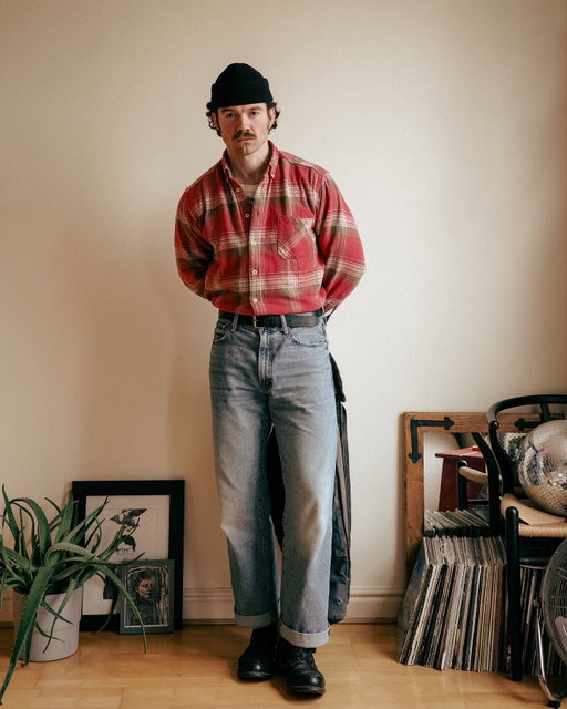 An if-it-ain’t-broke-don’t-fix-it fit. Because I can’t fix it. I have no discernible trade skills at all. Please don’t ask me for help fixing anything. 

The Carhartt jacket is neat, though.