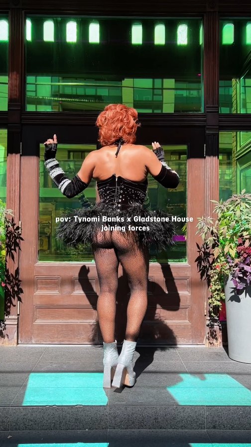 @gladstonehouseto @straightupmgmt and @cassette.toronto

Two of hearts, two vibes that slay as one. 💋
Dinner, drag, and pure diva energy with @tynomibanks November 6th at @gladstonehouseto
🎟 Two showtimes. Grab your tickets in the link in bio now.