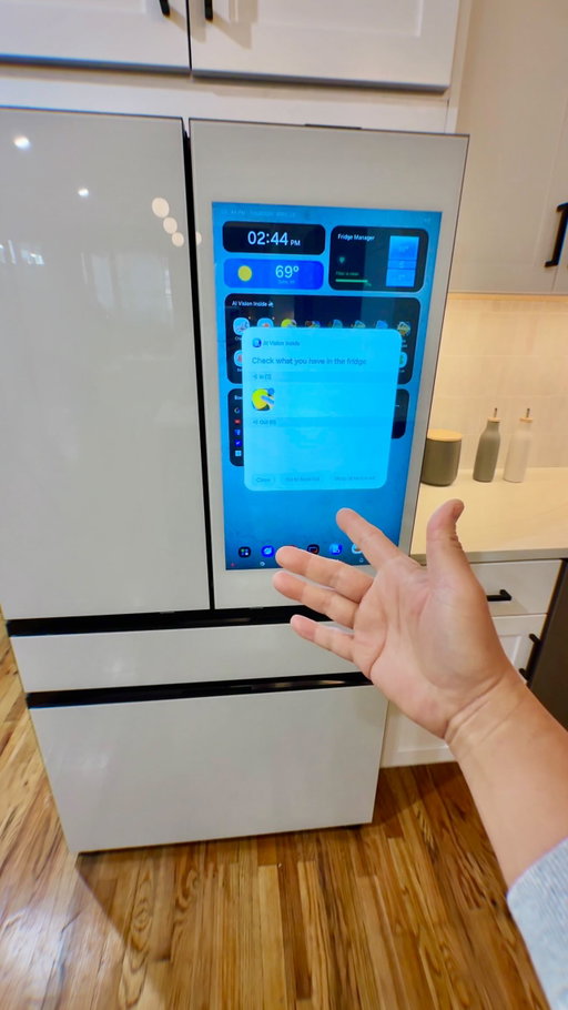 Samsung took the Bespoke Family Hub Fridge to the next level! With the power of the AI camera inside it can now be trained to recognize prepackaged foods along with your fresh produce.  Auto opening touch doors and huge touch screen make this the center of any smart kitchen and looks amazing with its sleek design. Do you want one? @SamsungUS #SamsungPartner #BespokeAI #tech #technology #smarthome #fridge #kitchen #kitchensofinstagram #reels #reelsinstagram