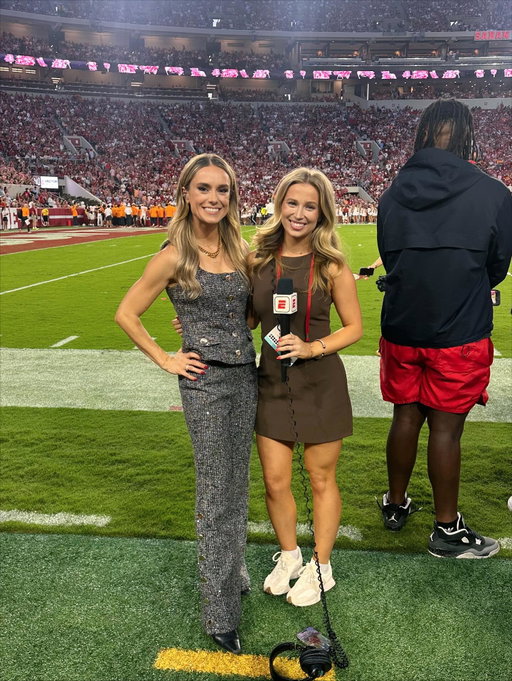 Third Saturday with Molly²! 

I had the incredible opportunity to shadow one of the best in the business! Thank you for everything @mollyamcgrath! Truly the best role model & I learned so much 🐐