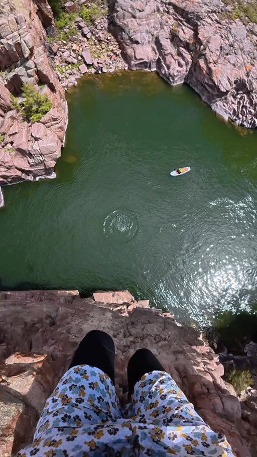 This year’s progression 15ft -> 101ft
Shot on the DJI Osmo Action 5 Pro 📸 
For all my international viewers:
4.5m
9m
14m
18m
23m
26m
31m
.
.
#dji #djiosmo #osmoaction5pro #cliffjumping #sendit #pov