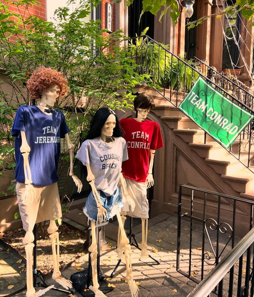 TSITP spotting in #Hoboken 👀 💀
adding this to our list of favorites for 2025