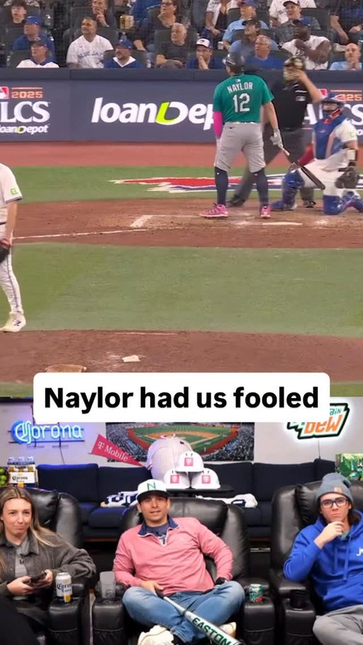 Josh Naylor’s reaction had us all thinking that was a foul ball

#mlb #baseball #sports #mariners